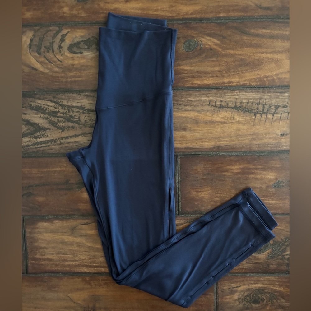 Aerie Navy Blue Women's Leggings With Cutouts On The Sides